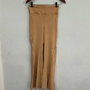 Free people Women Wide Legs Stretchy pants Size Small